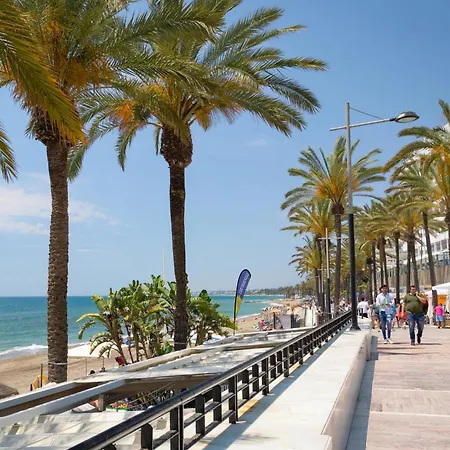 Beachfront Ph With Amazing Views Rdr357